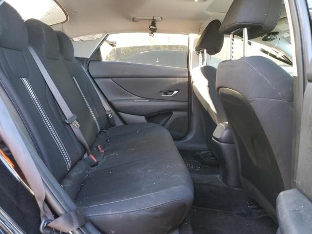 2023 Hyundai Elantra SEL