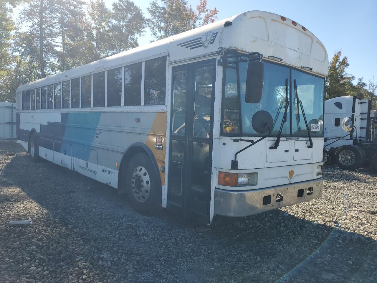 2006 Ic Corporation 3000