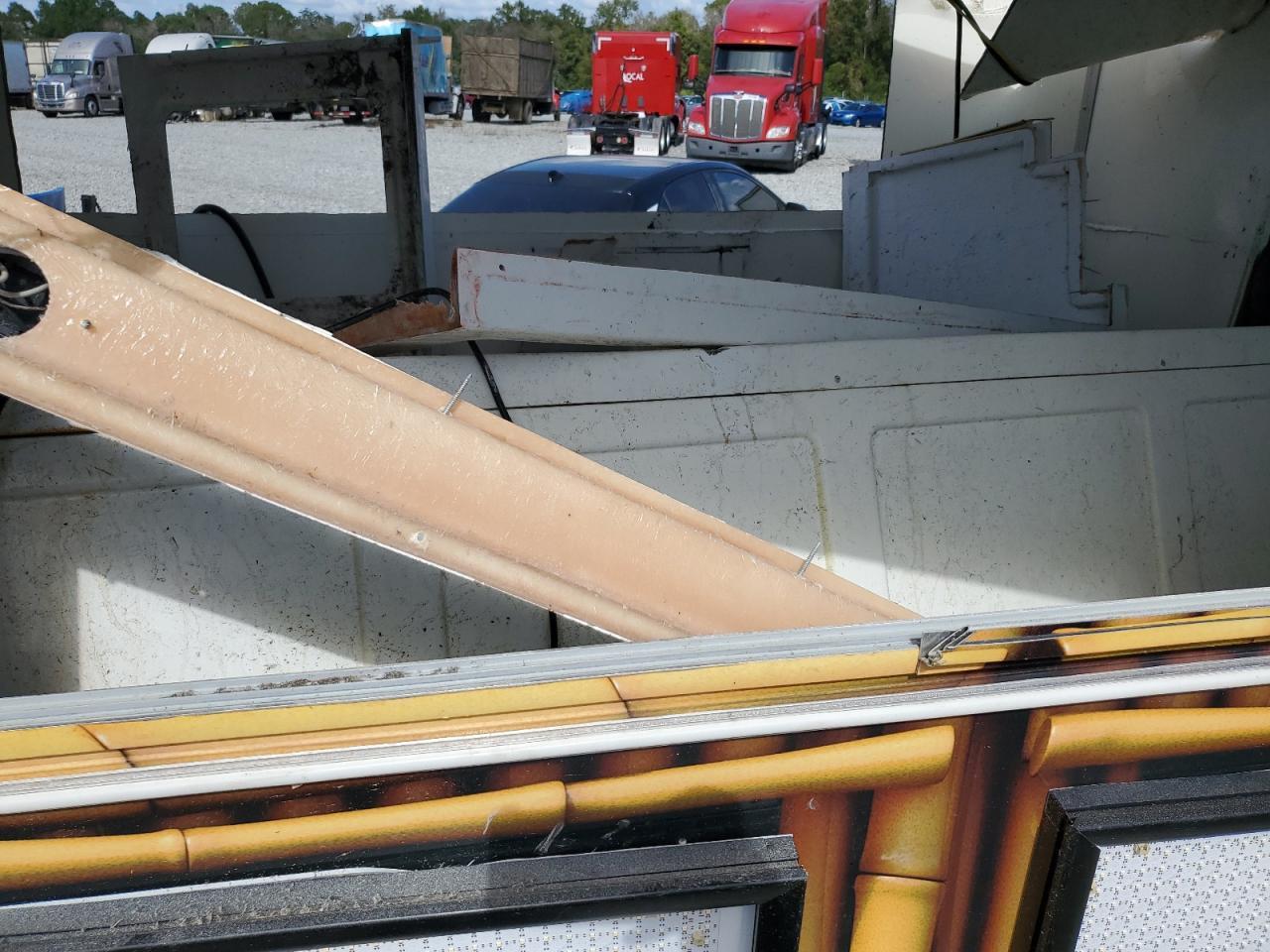 2025 Ford Econoline E350 Super Duty Cutaway Van