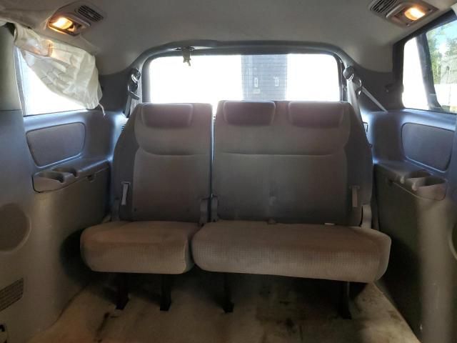 2009 Toyota Sienna CE