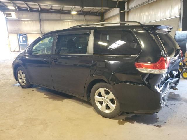 2013 Toyota Sienna LE