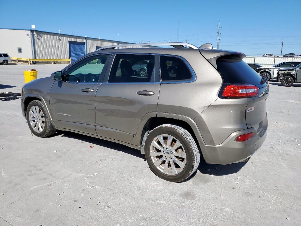 2016 Jeep Cherokee Overland