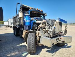 Salvage trucks for sale at New Orleans, LA auction: 1995 Mack 600 RD600
