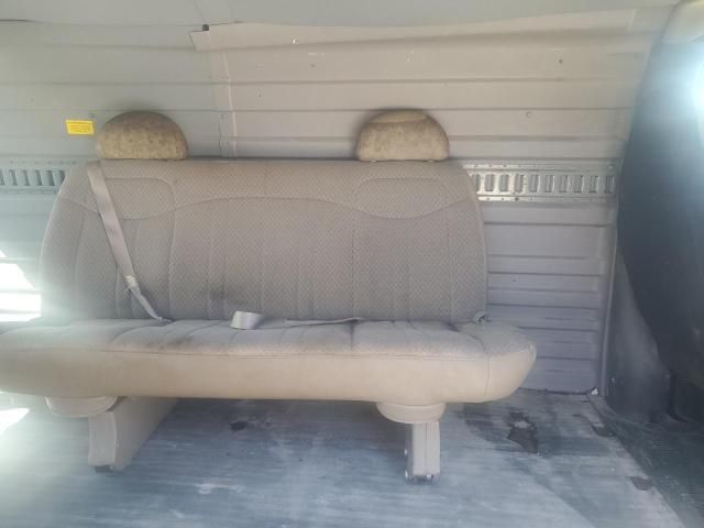 2002 Chevrolet Express G1500