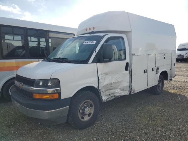 2022 Chev 3500 Express