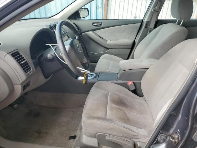 2010 Nissan Altima Base