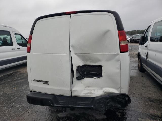2015 Chevrolet Express G2500