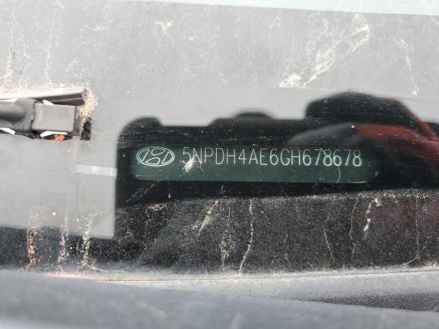 2016 Hyundai Elantra SE