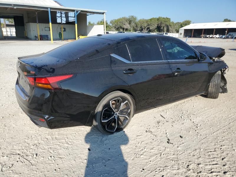 2023 Nissan Altima sr