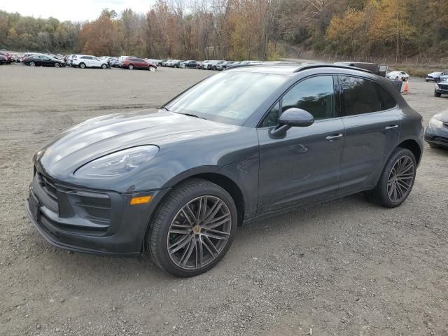 2025 Porsche Macan Base