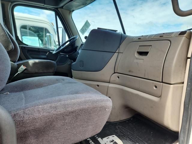 2018 Freightliner Cascadia 125 Semi Truck