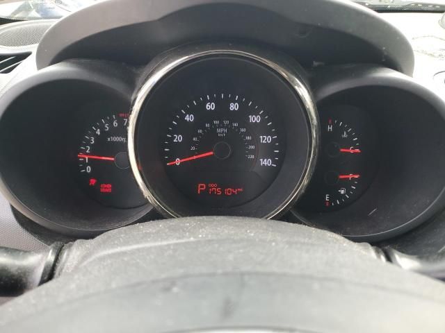 2010 KIA Soul +