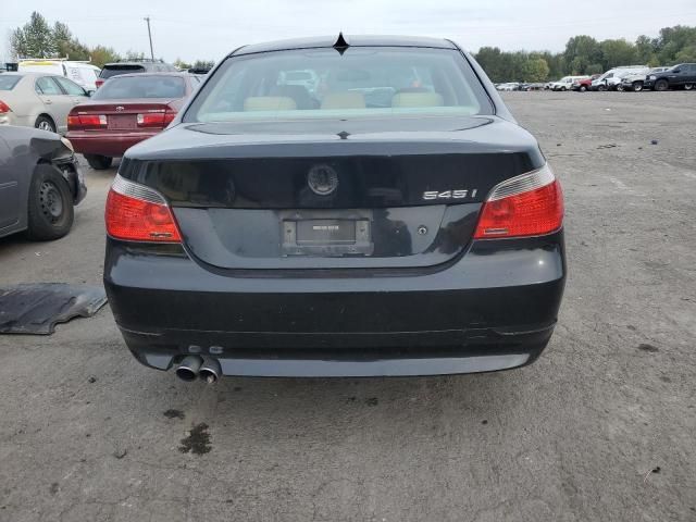 2004 BMW 545 I
