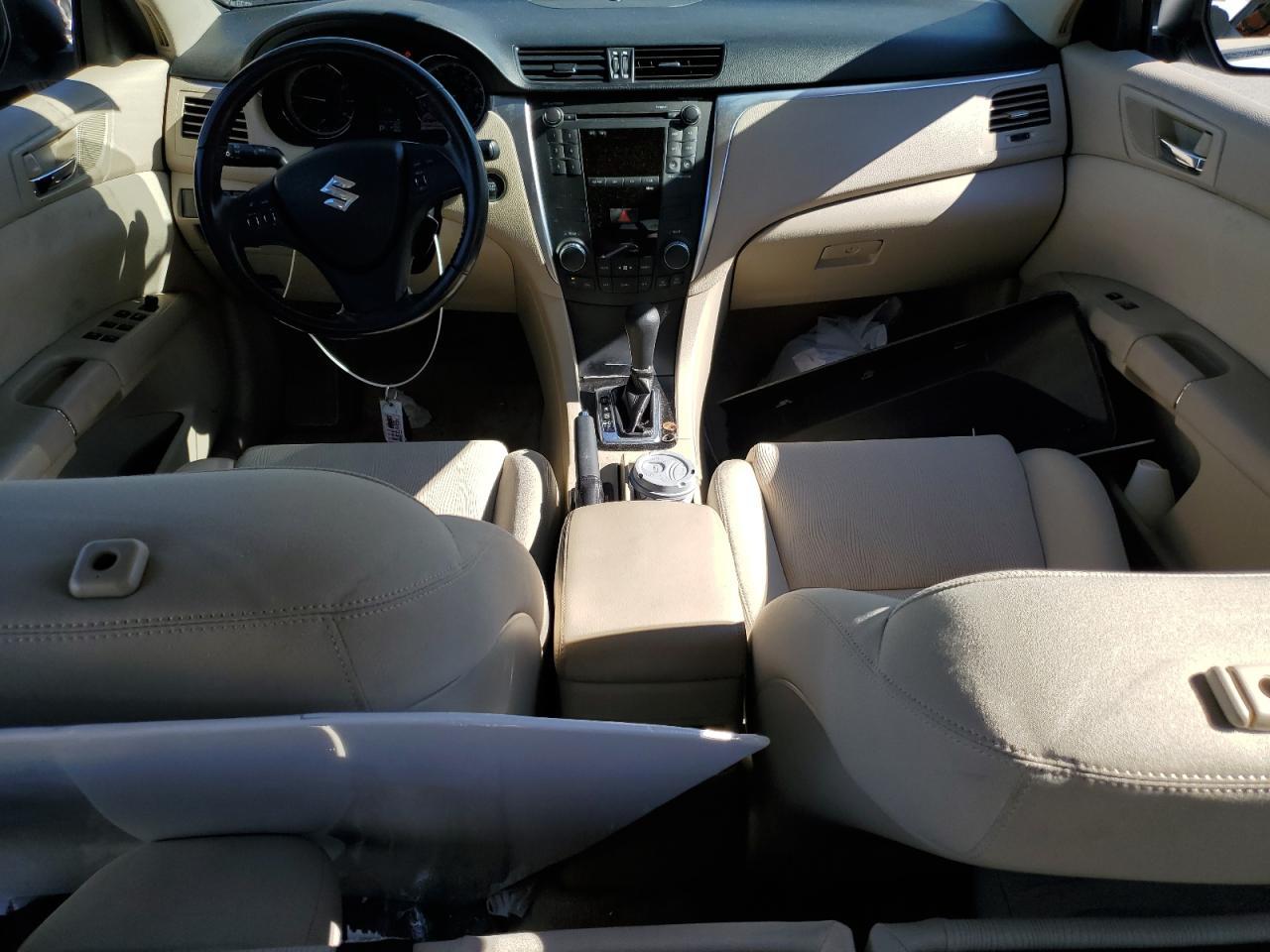 2010 Suzuki Kizashi s