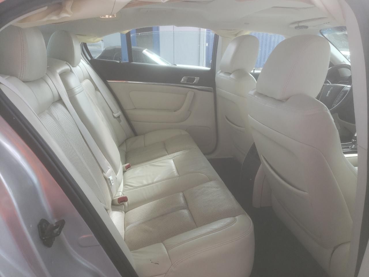 2009 Lincoln MKS
