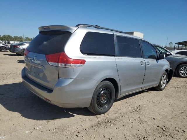 2011 Toyota Sienna LE