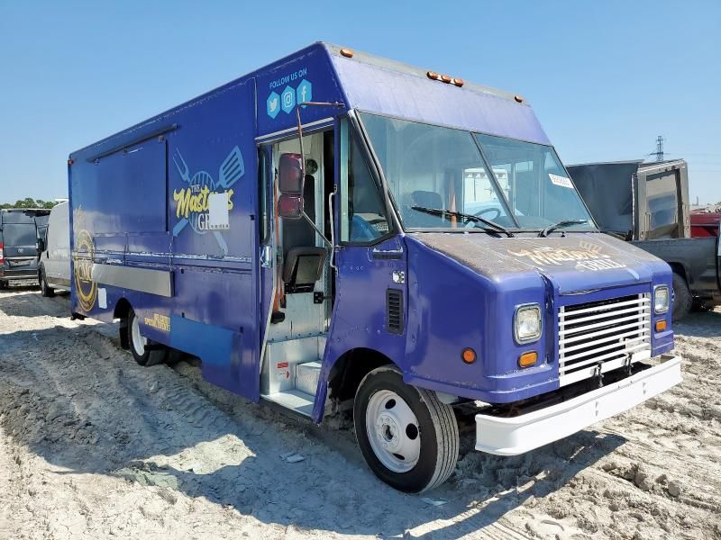 2005 Workhorse Custom Chassis Forward Control Chassis P4500