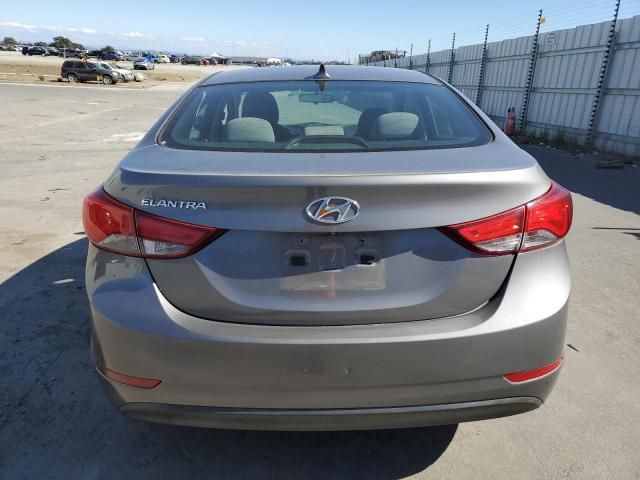 2014 Hyundai Elantra se