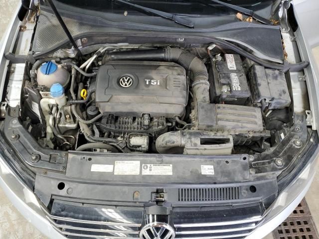 2014 Volkswagen Passat S