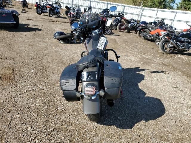 2018 Harley-Davidson Flhcs Heritage Classic 114