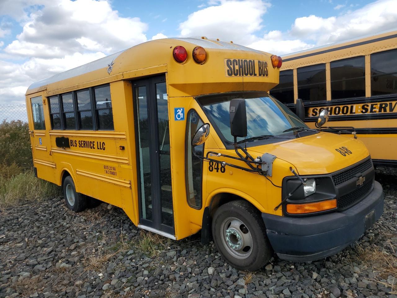 2013 Chev 2012 Chevrolet Express School Bus