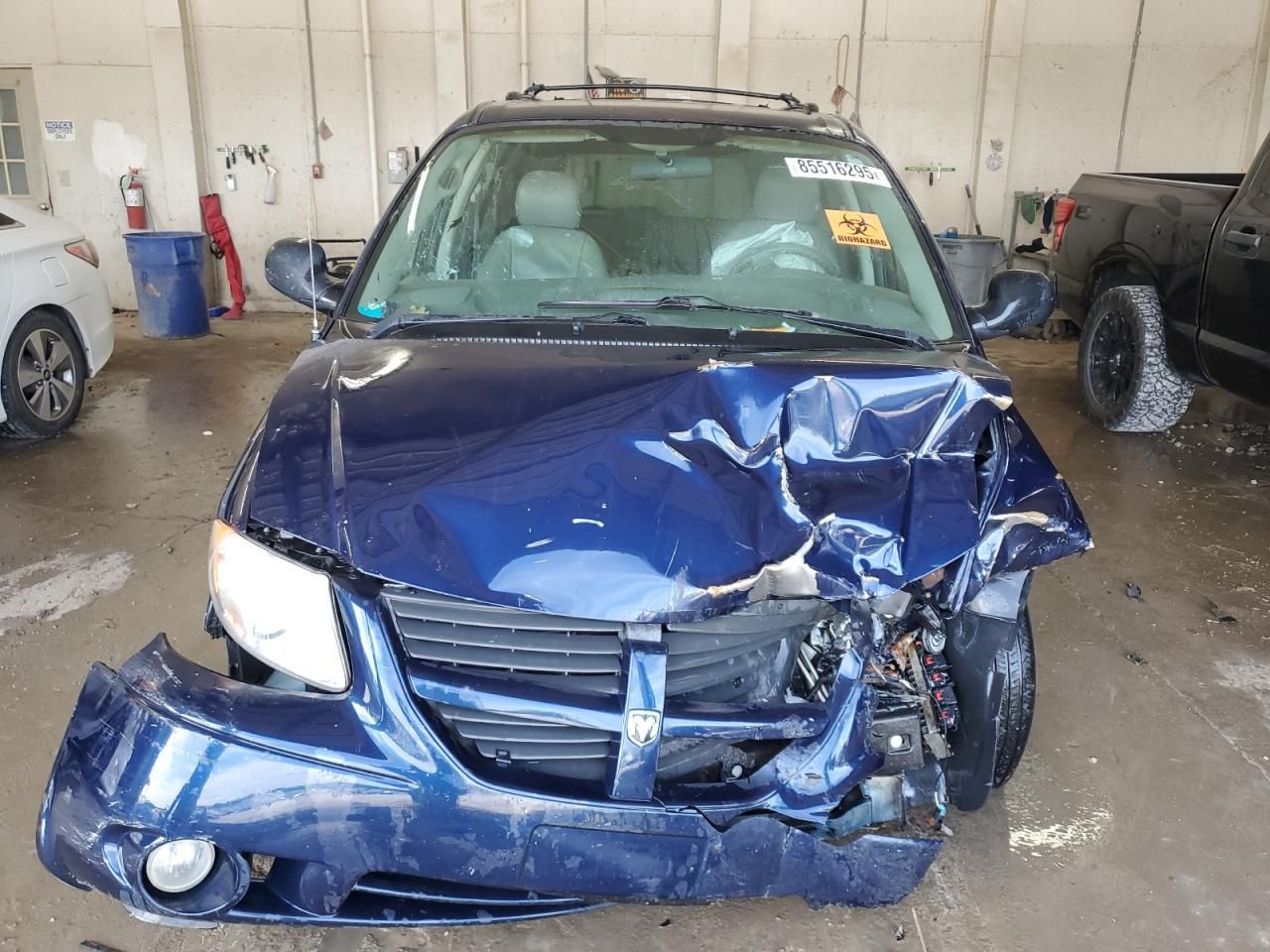 2005 Dodge Grand Caravan sxt