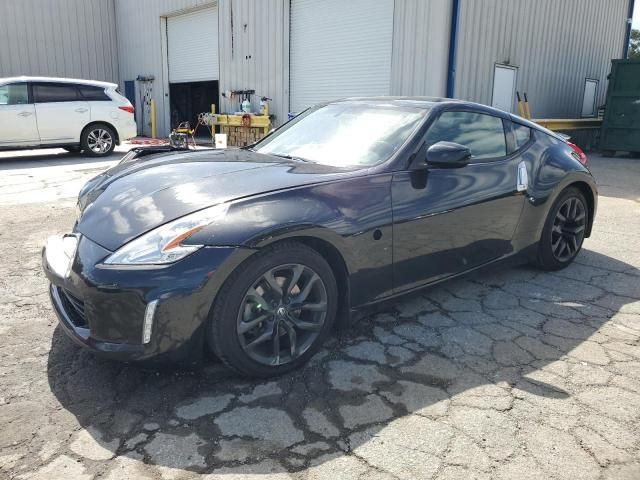 2016 Nissan 370Z Base