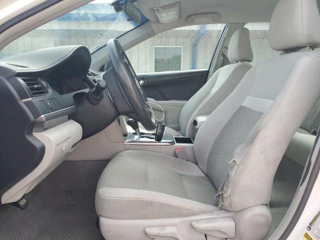 2014 Toyota Camry Hybrid