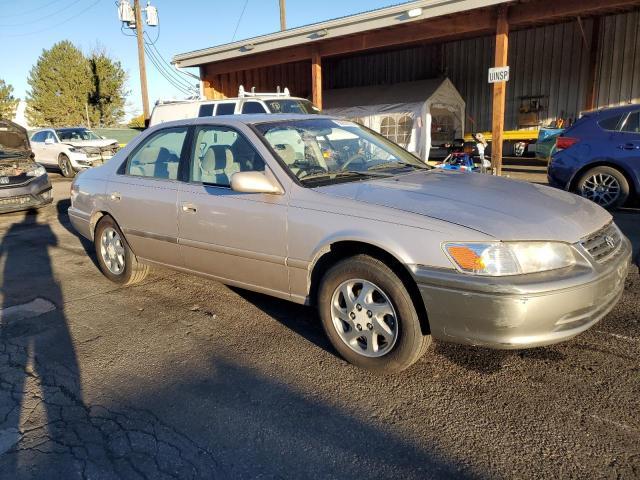 2000 Toyota Camry