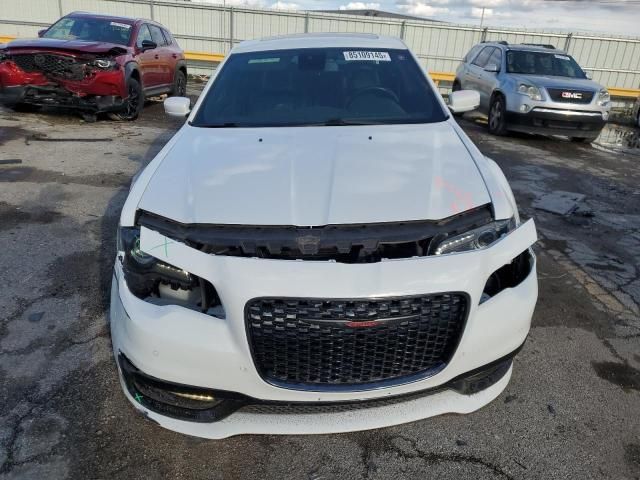 2022 Chrysler 300 s