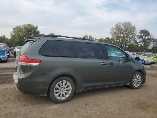 2011 Toyota Sienna xle