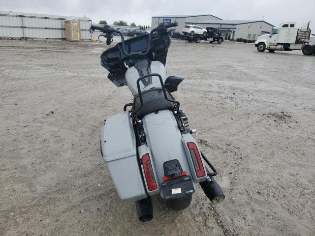 2025 Harley-Davidson FLT