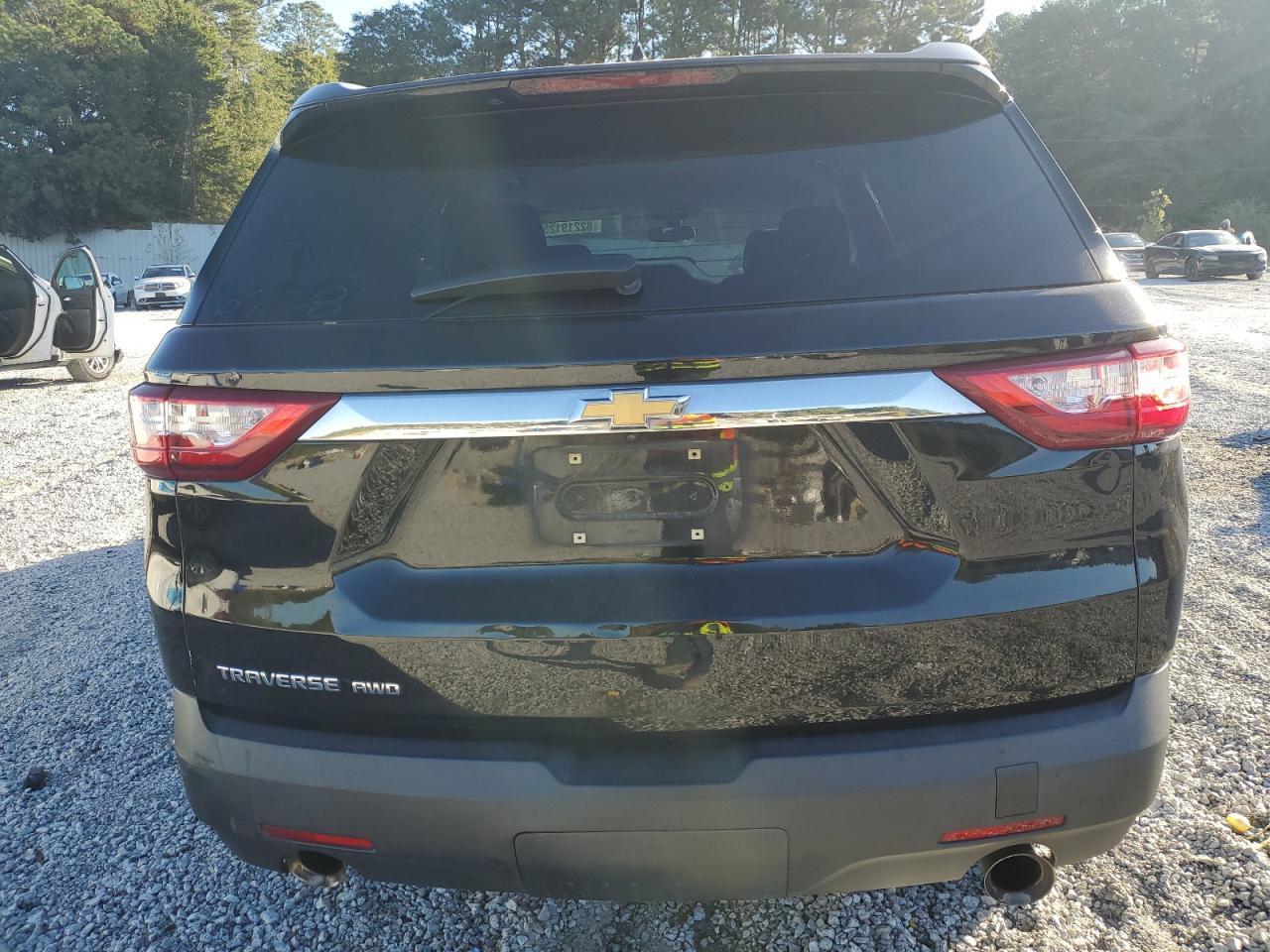 2018 Chevrolet Traverse ls