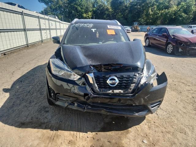 2018 Nissan Kicks S