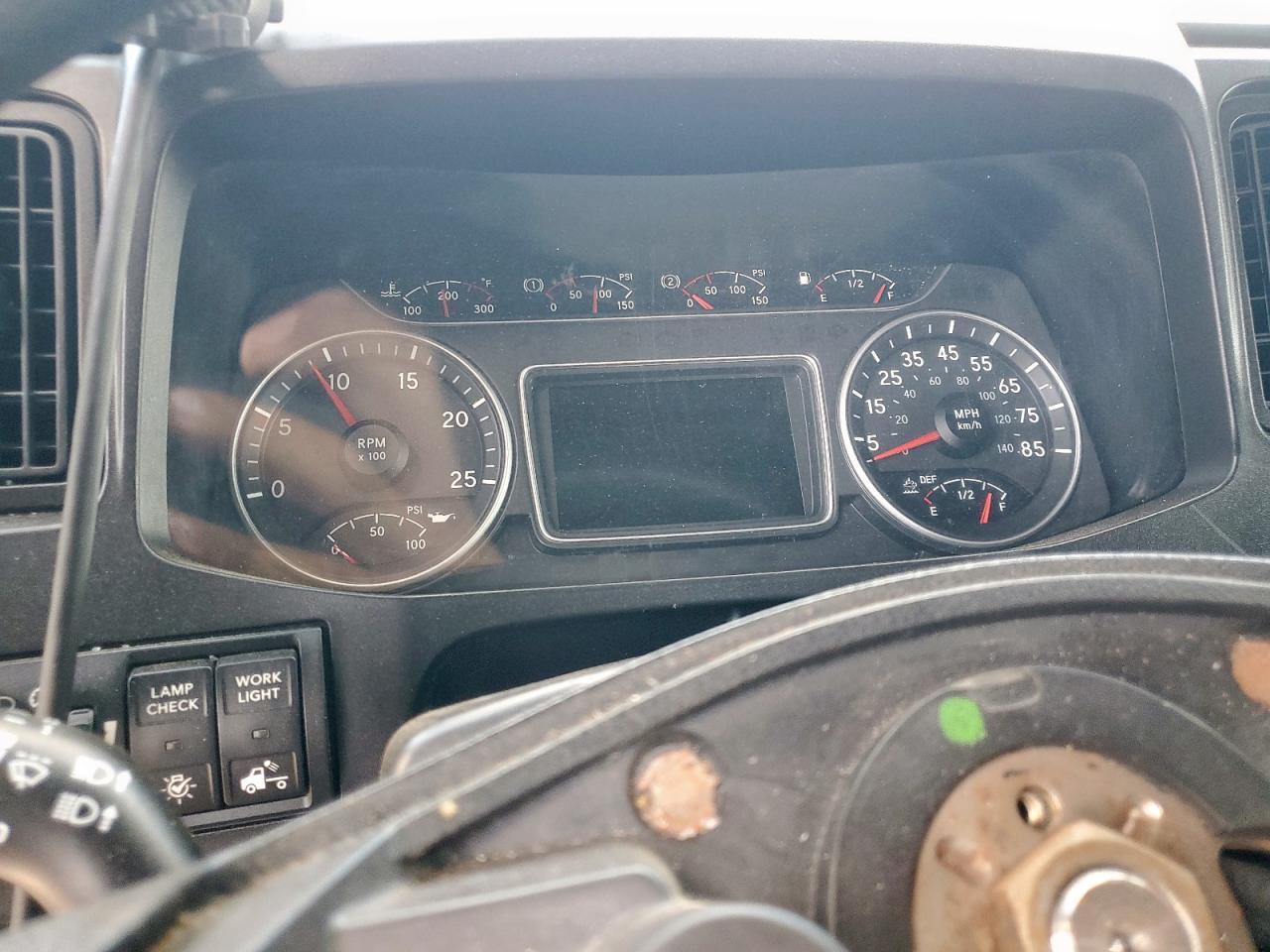 2020 International LT625 Semi Truck