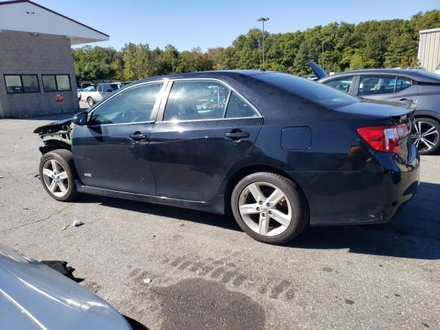 2014 Toyota Camry Hybrid