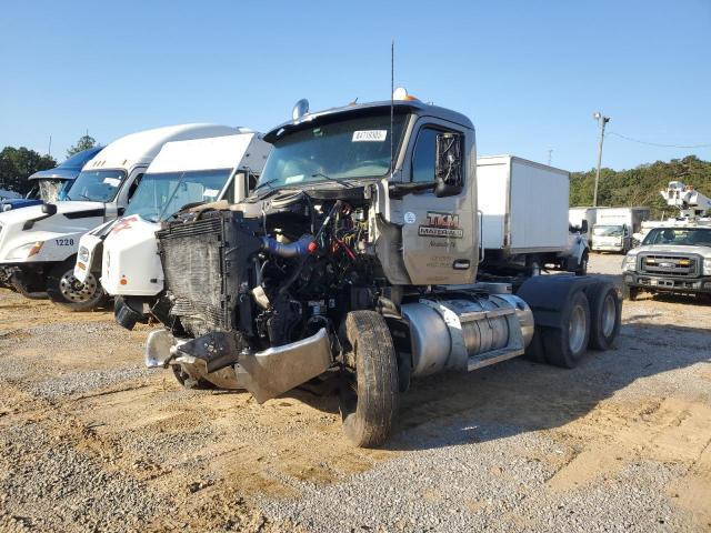 2023 Peterbilt 567 Semi Truck
