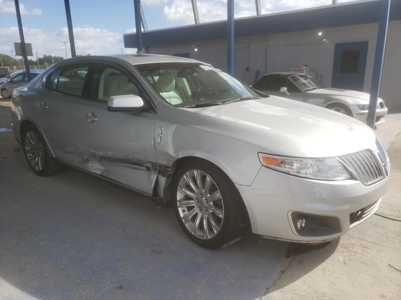 2009 Lincoln MKS