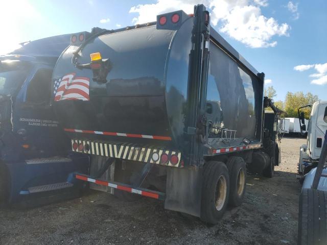 2003 Mack LE600 Refuse Truck