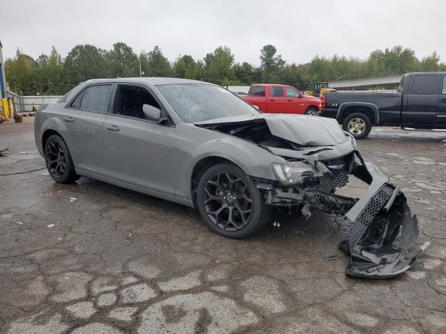 2019 Chrysler 300 s