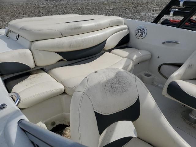 2014 Tahoe Q5 Boat