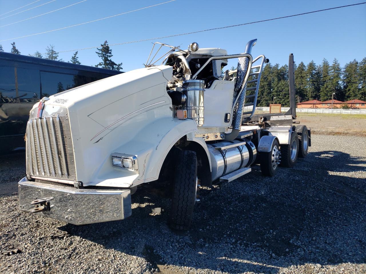 2019 Kenworth T800 Truck Cab AND Chassis