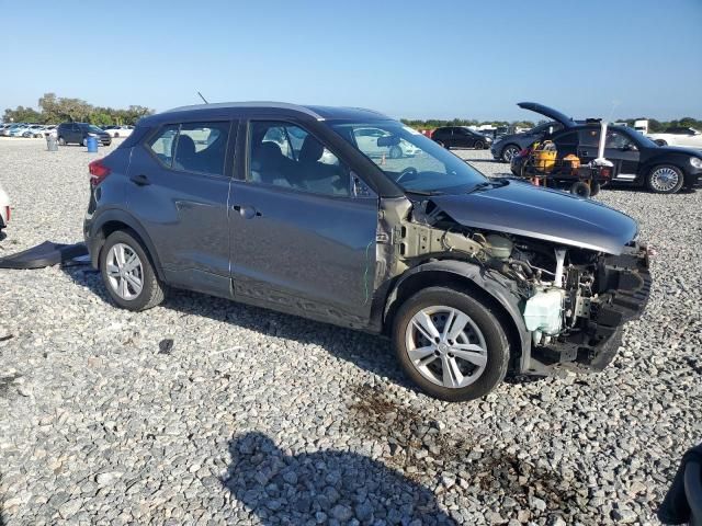 2019 Nissan Kicks S