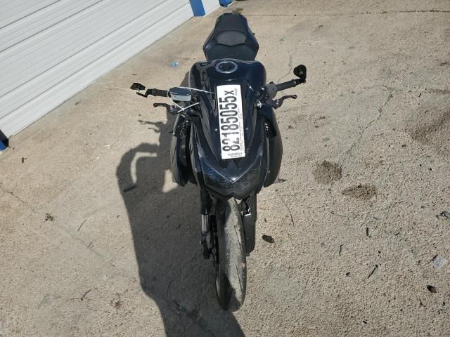 2011 Kawasaki ZR1000 D