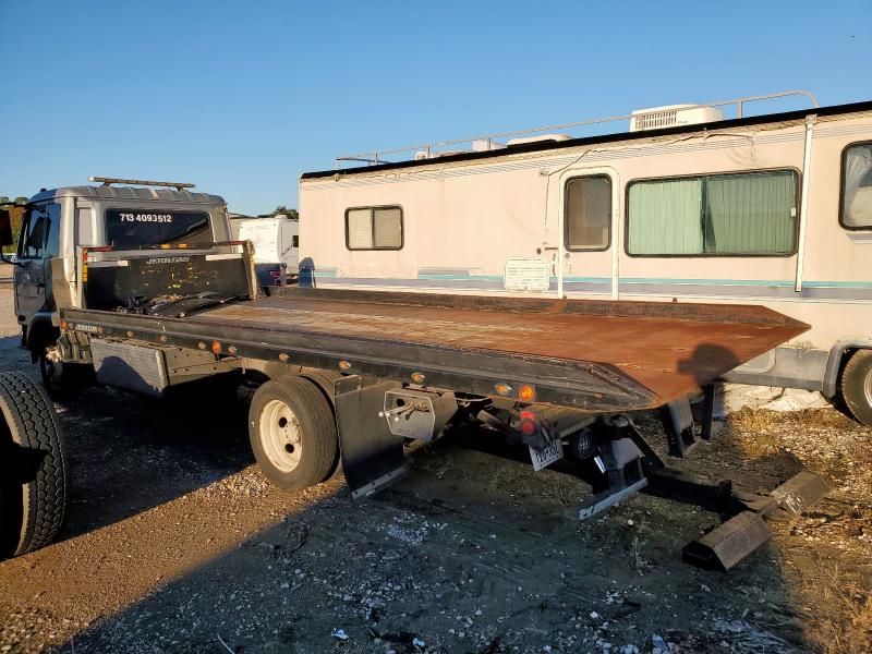 2007 Nissan UD Rollback TOW Truck