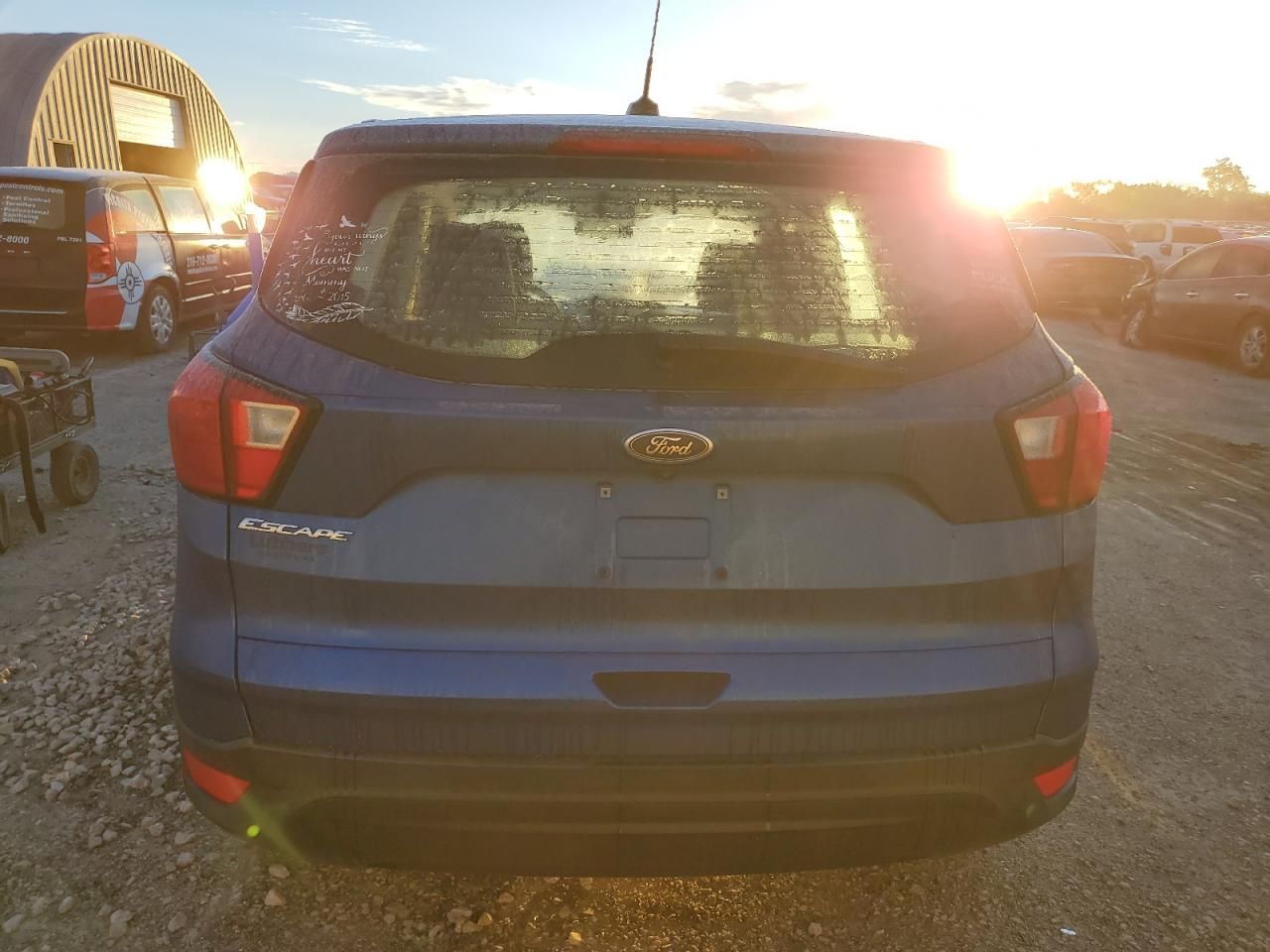2019 Ford Escape s