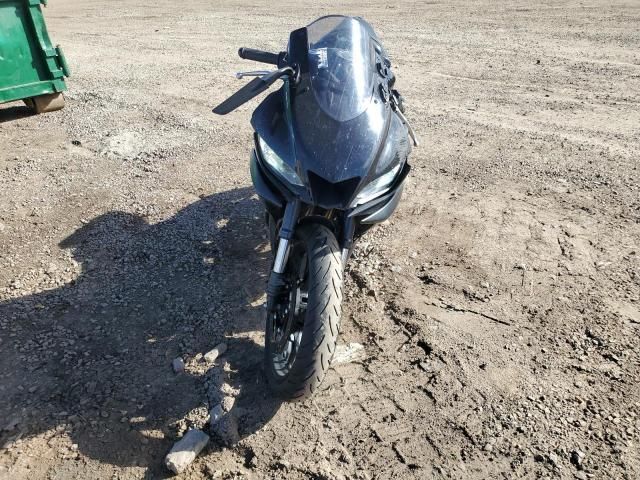 2022 Yamaha YZFR3 A