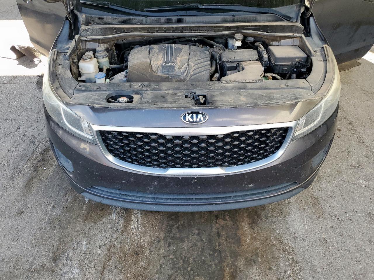 2016 KIA Sedona lx