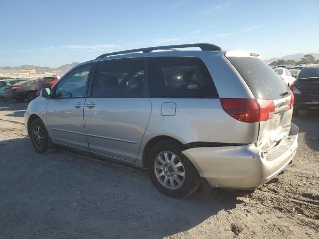 2004 Toyota Sienna xle