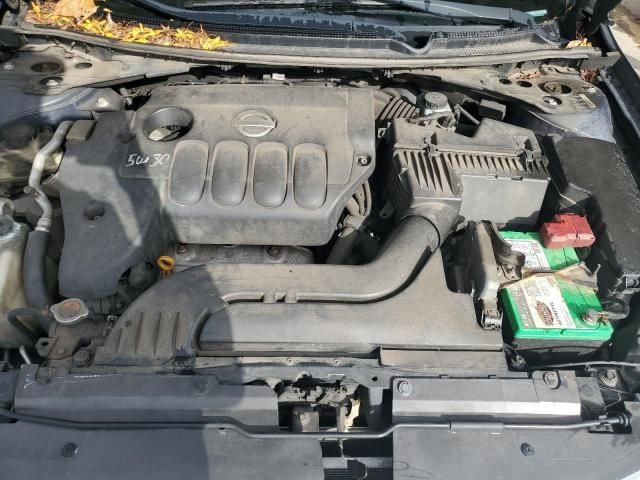 2010 Nissan Altima Base